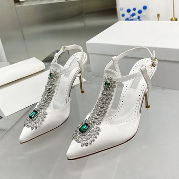 2022 m. pavasarį ir vasarą Europos ir Amerikos nauji moteriški aukštakulniai kristalų dekoratyvinis sandalai 34-43 metrų
