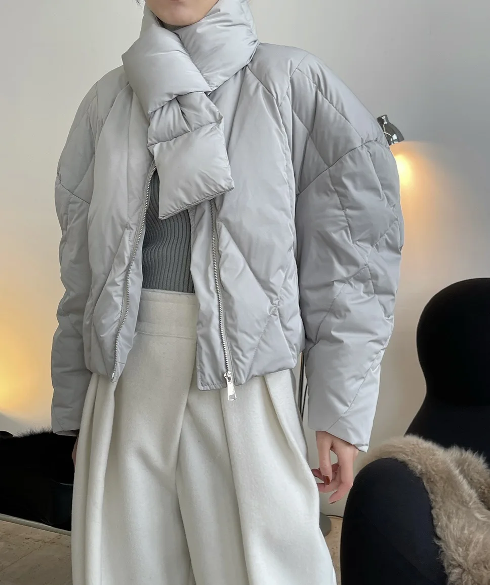 Moteris mados šiltas žieminis paltas su pūkų rankoves ir šalikas Nuotrauka 1